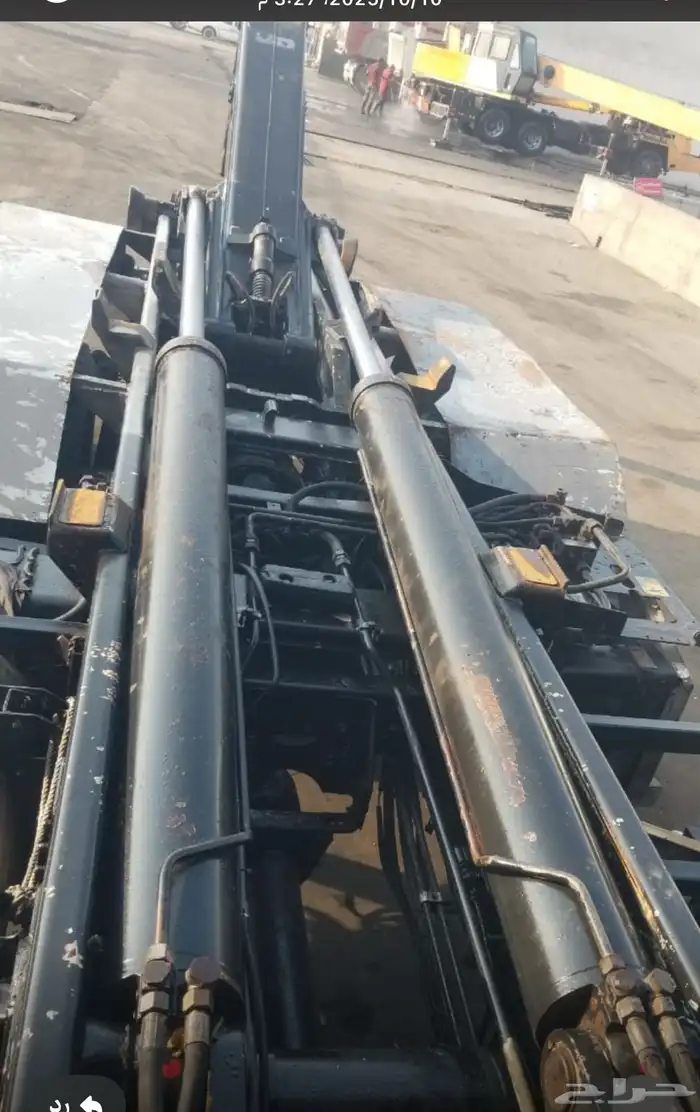 فولفو موديل 2006 هاقن حاويات 2