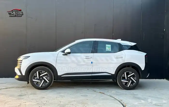 نيسان كيكس استاندر الشكل الجديد 2025 3