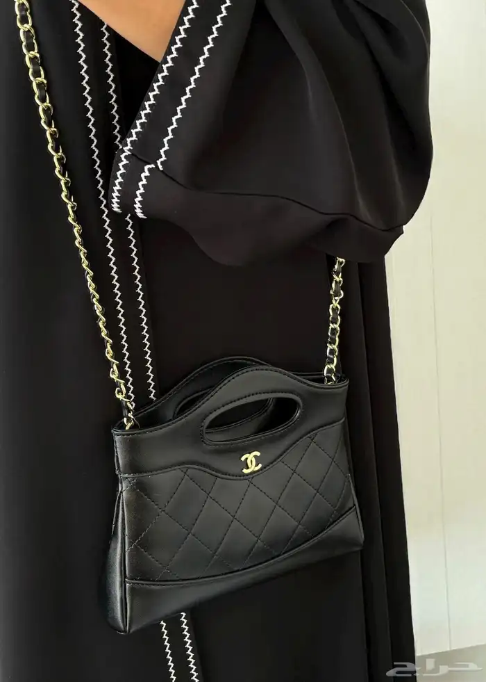 شنط ماركات ماركات درجه اولى مع ملحقاته 35