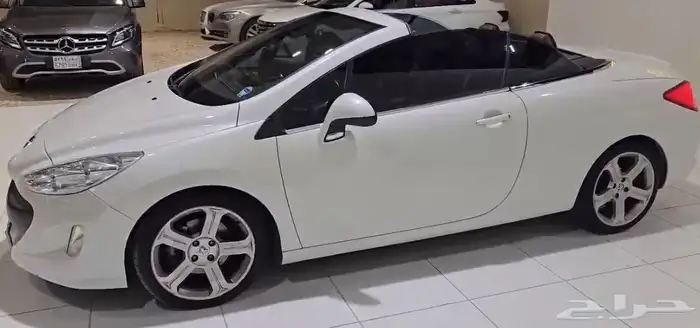 سيارة بيجو كشف 308 5