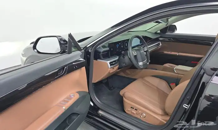 ازيرا 6 سلندر 2023 9