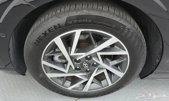 ازيرا 6 سلندر 2023 1