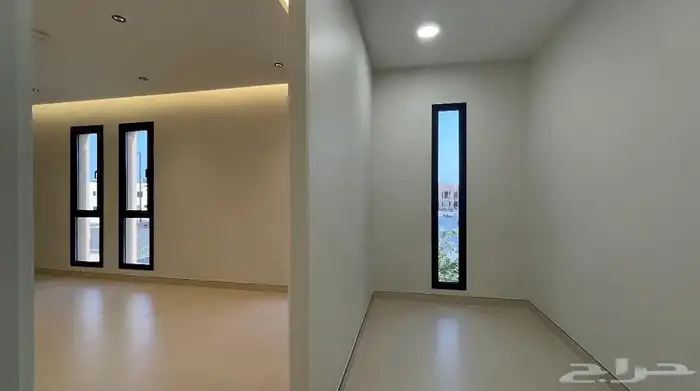 فيلا للبيع بطراز سلماني 44