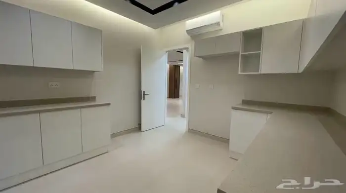 فيلا للبيع بطراز سلماني 67