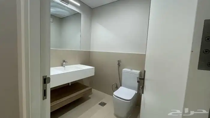 فيلا للبيع بطراز سلماني 73