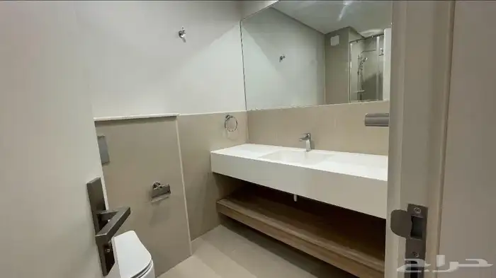 فيلا للبيع بطراز سلماني 43