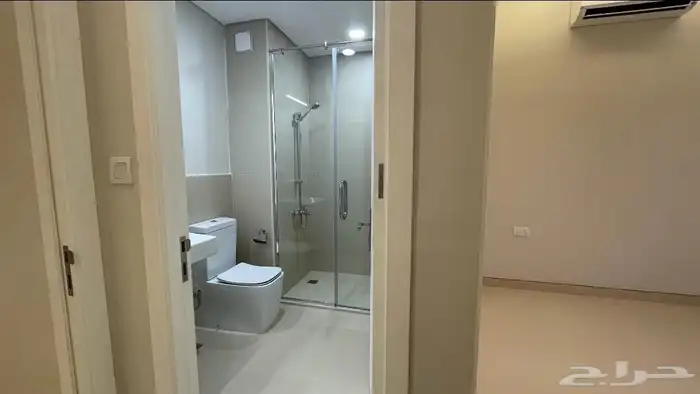 فيلا للبيع بطراز سلماني 38