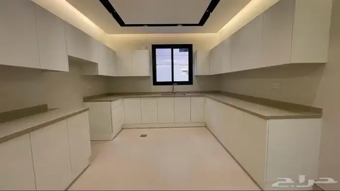 فيلا للبيع بطراز سلماني 74