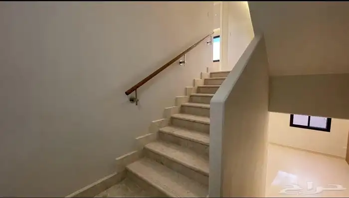 فيلا للبيع بطراز سلماني 58