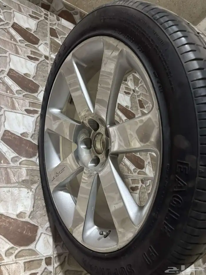 اعرض لكم قطع غيار كلايزلر srt 6.4 تشليح 13