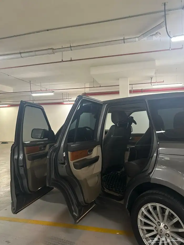 رنج روفر قمة النظافة 2010 9