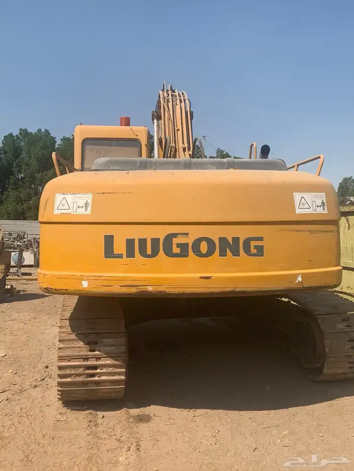 للبيع معدة بوكلين موديل 2007 1