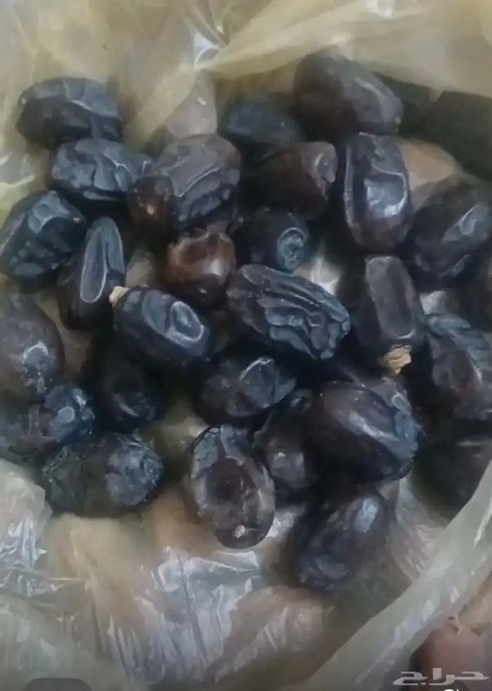 تمر كرتون موز 20 كيلو للبيع 3