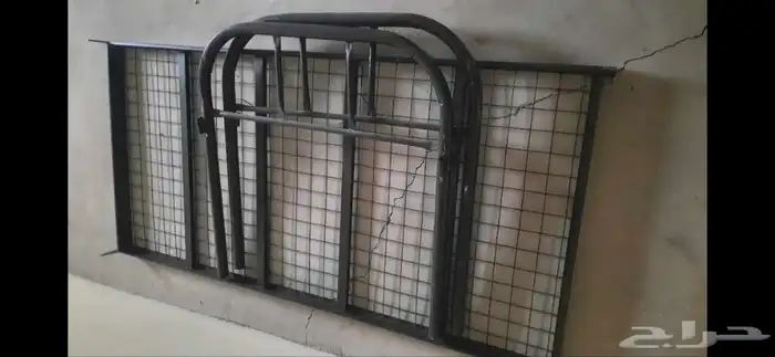 أغراض للبيع مكنسة سرير مجلس غسالة سيكل شاشة كنب 0