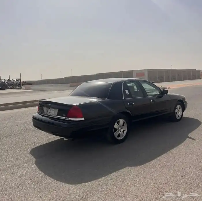 فورد فكتوريا 2011 3