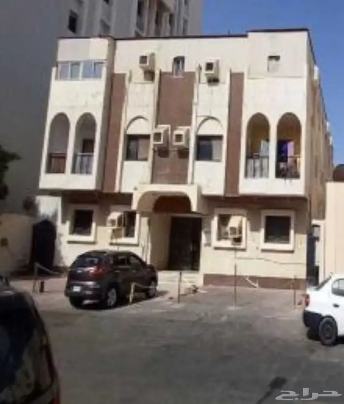 للبيع عقار في حي الزهراء 1