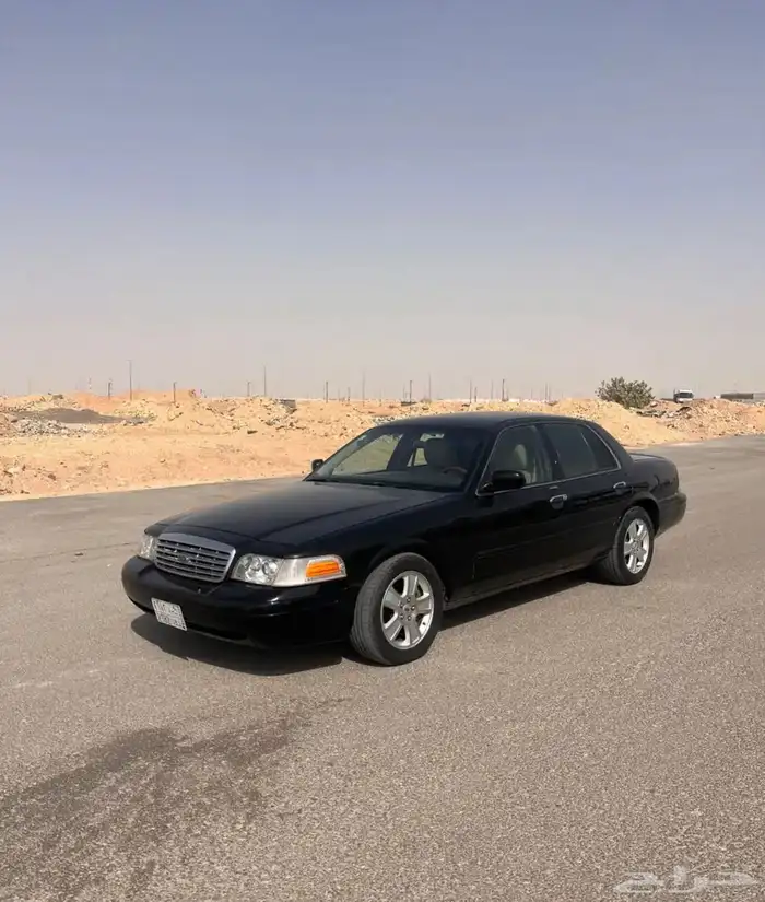 فورد فكتوريا 2011 1