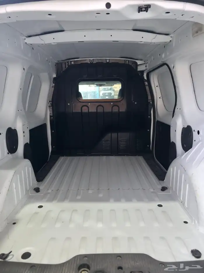 رينو دوكر ديزل 2023 5