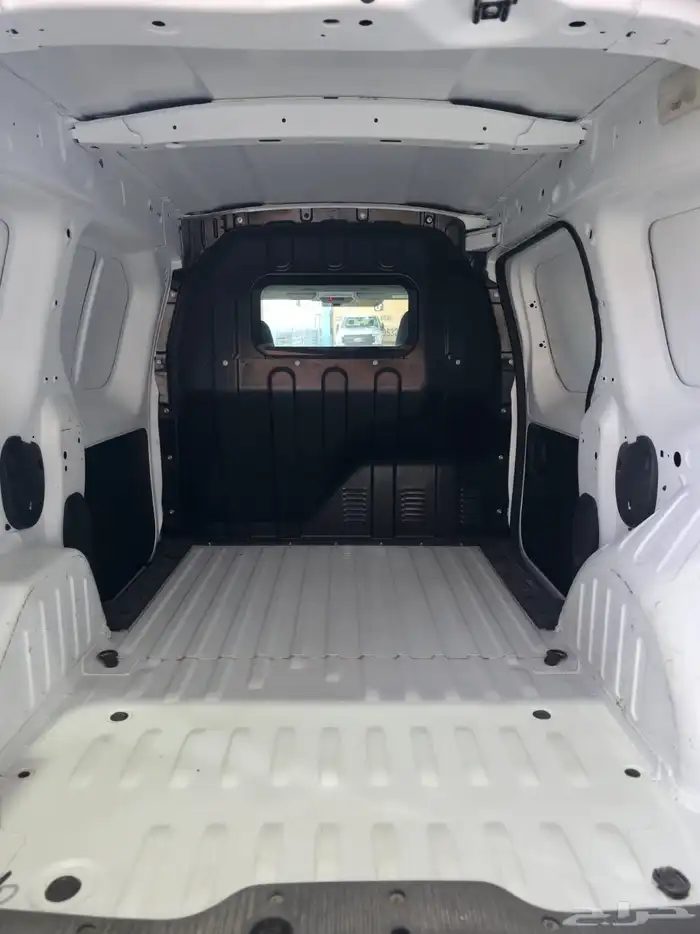 رينو دوكر ديزل 2023 9