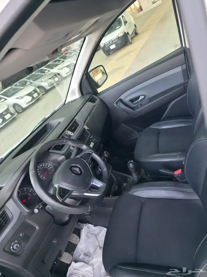 رينو دوكر ديزل 2023 8