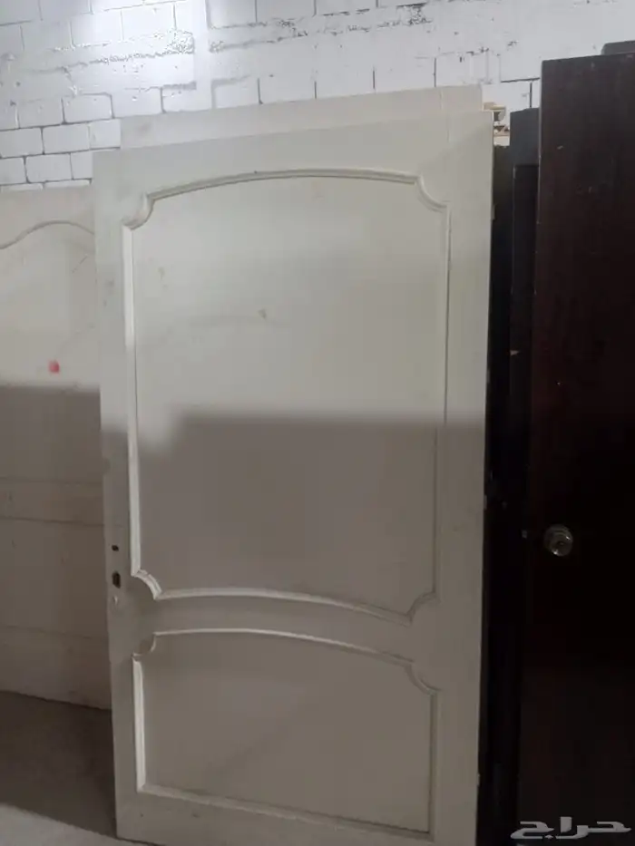 معنا ابواب خشب مستخدمه وابواب حديد وابواب المنيوم جديد للبيع 7