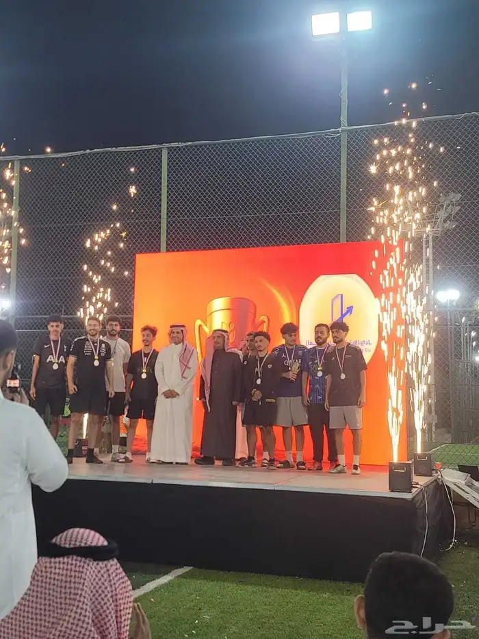 شاشات واضاءه مدفع ورق شرار تنظيم معارض ومؤتمرات بوثات 2