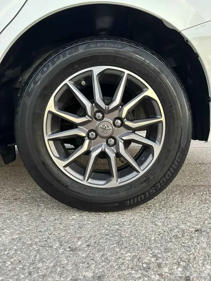 تويوتا يارس 2023 وكالة 18