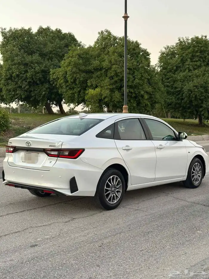 تويوتا يارس 2023 وكالة 12