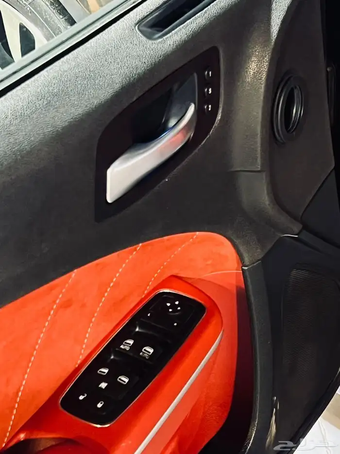 تشارجر 2014 SRT بحاله ممتازه ماشاء الله 12