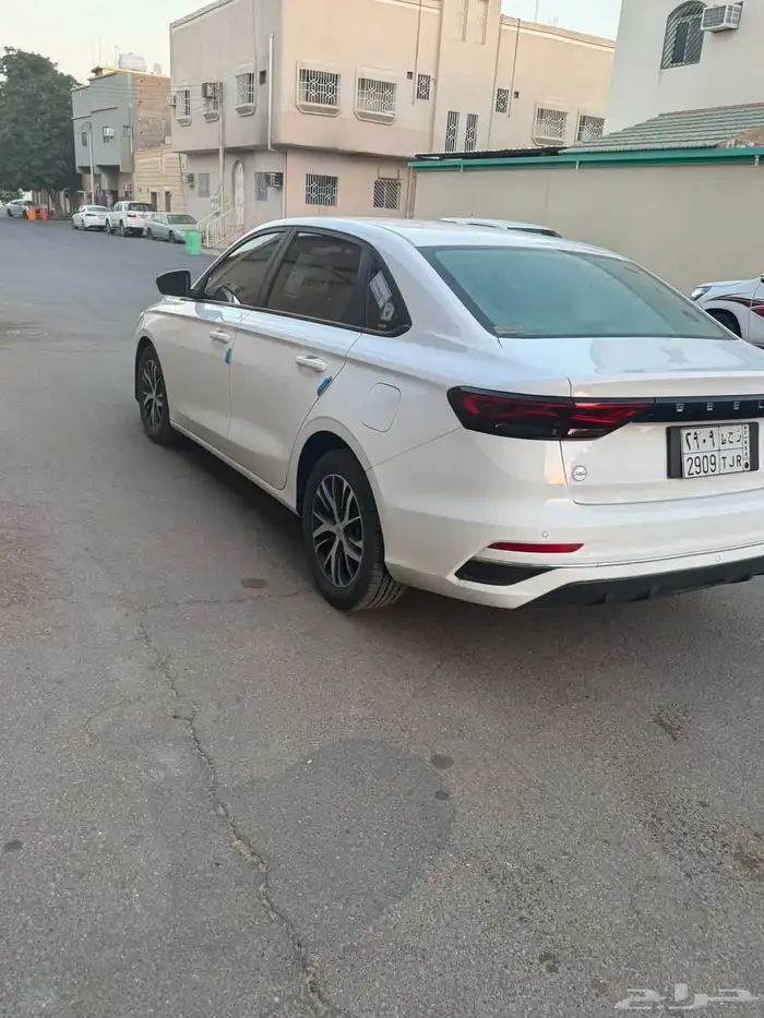 جيلي 2023 الممشى 124قابل للزياده قير موظب بدي سليم شرط مكينه 1