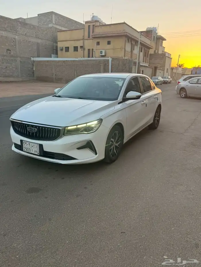 جيلي 2023 الممشى 124قابل للزياده قير موظب بدي سليم شرط مكينه 2