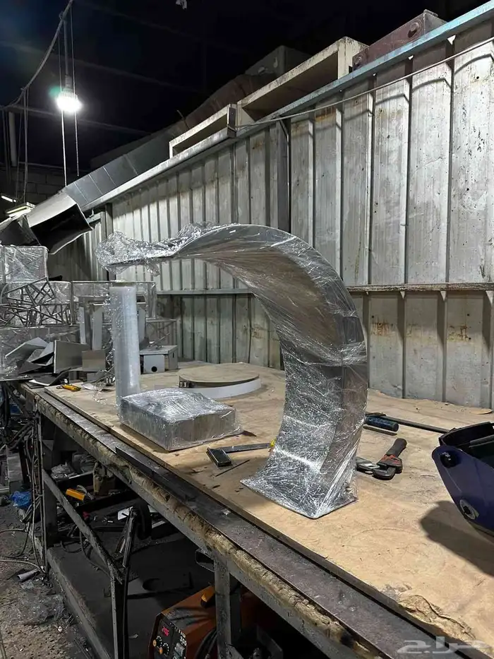 مصبات شلالات ومسابح 17