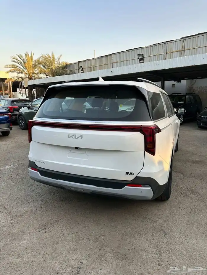 كيا كرنفال 2025 GL الاهليه 5