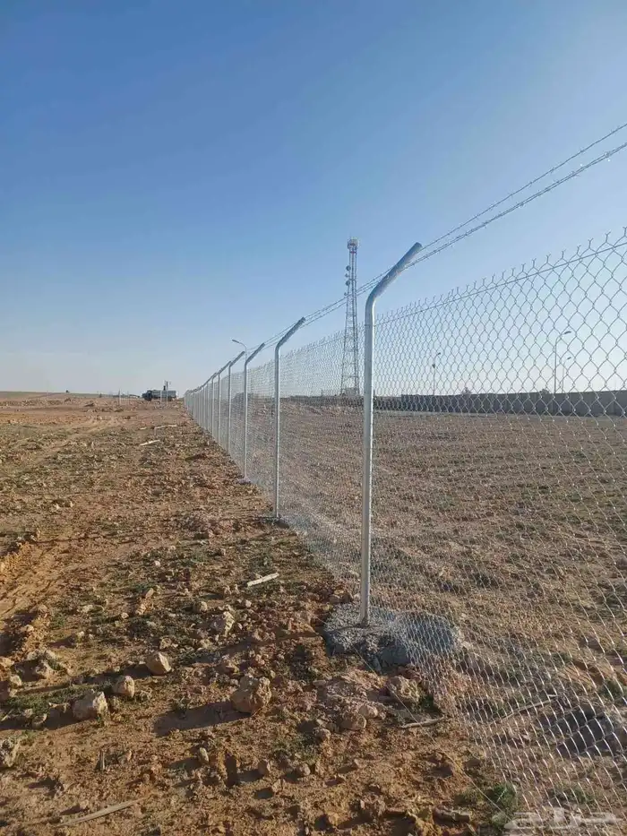 نحن نقوم بتوريد وتركيب جميع انواع الشبوك 0