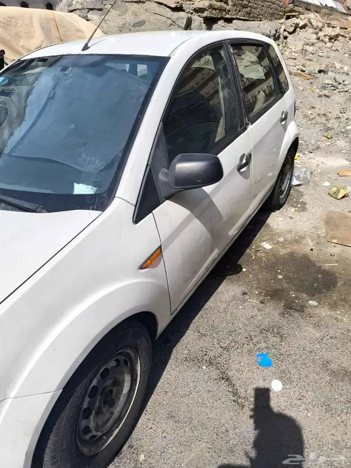 فورد فيجو 2012 6