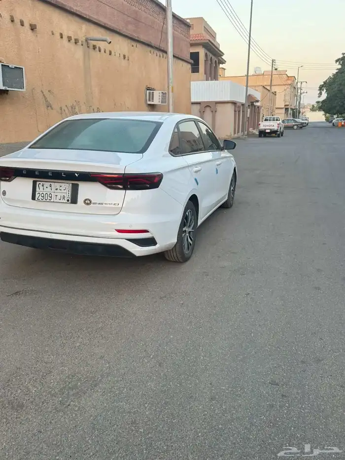 جيلي 2023 الممشى 124قابل للزياده قير موظب بدي سليم شرط مكينه 3