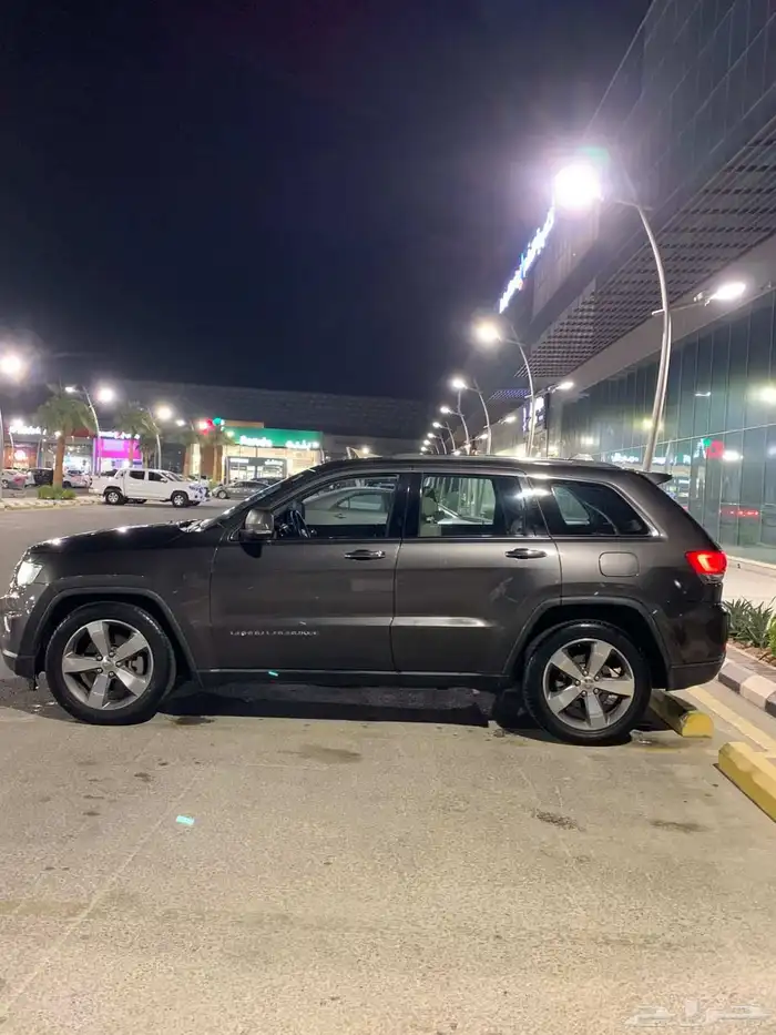 جيب جراند شيروكي ليمتد 2015 6