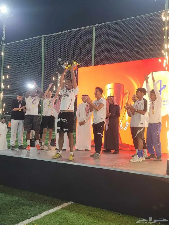 شاشات واضاءه مدفع ورق شرار تنظيم معارض ومؤتمرات بوثات 4