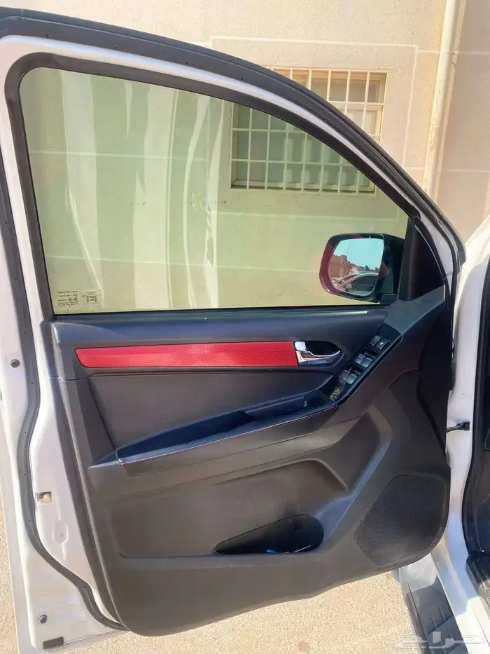 ايسوزو ديماكس جي تي 2020 11