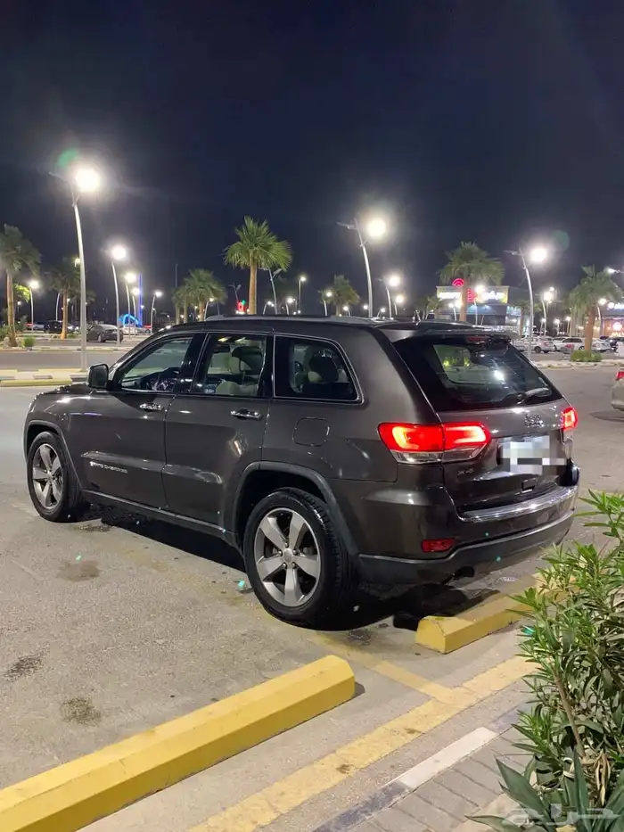 جيب جراند شيروكي ليمتد 2015 1