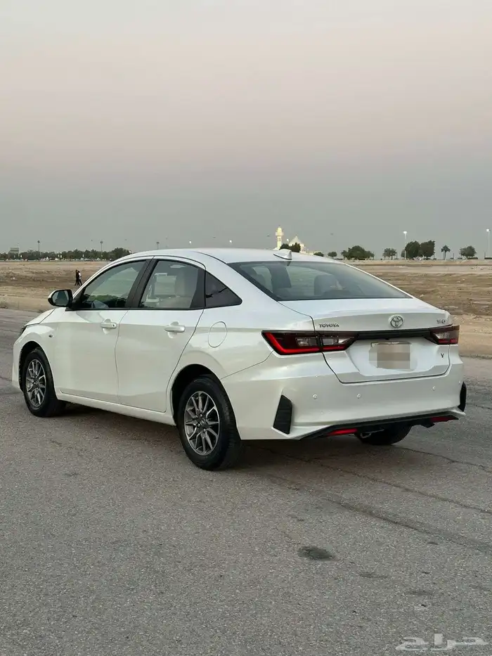 تويوتا يارس 2023 وكالة 10
