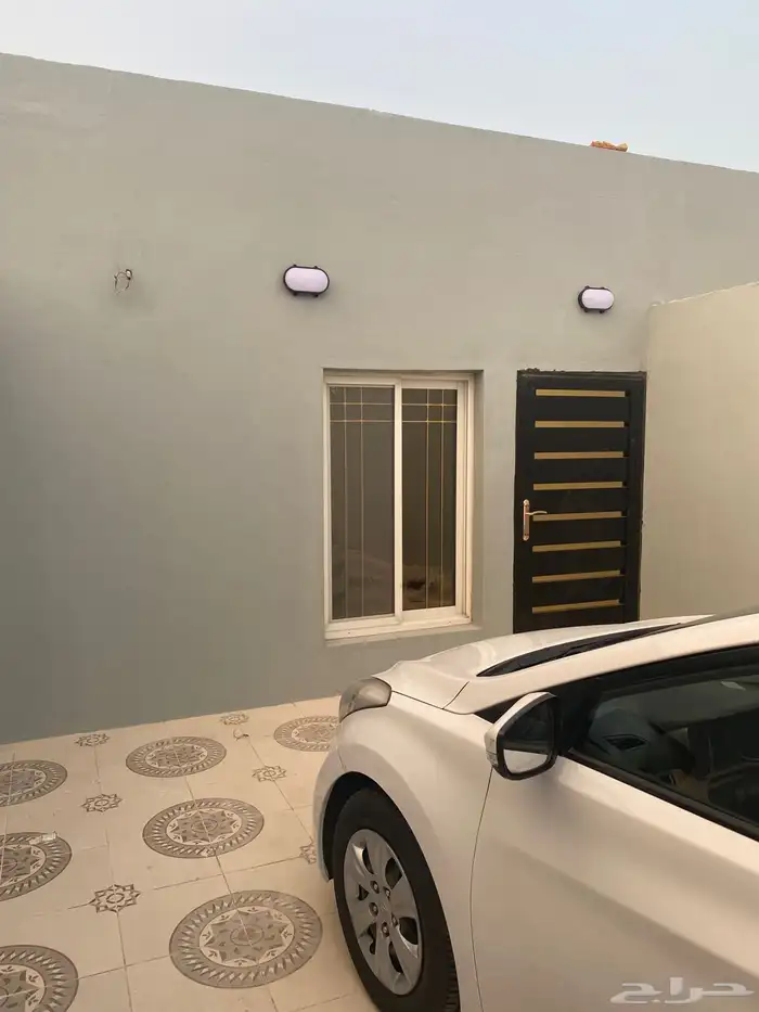 استراحة عزاب للإيجار بمدخل خاص 8