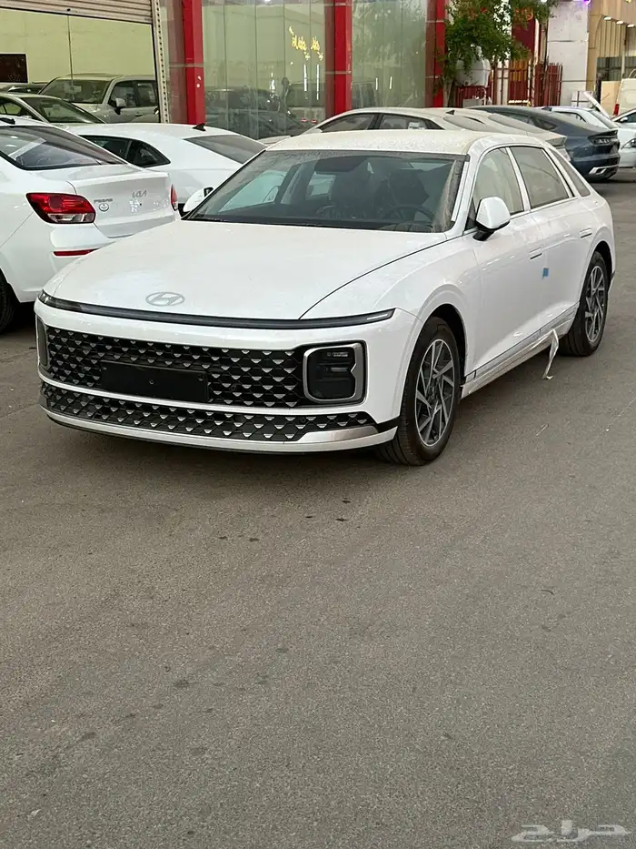 هونداي ازيرا كلاسيك 2026 بسعر 131.000 3