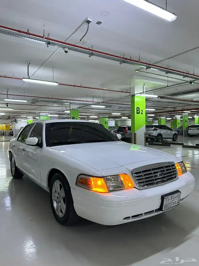 فورد كراون فكتوريا وكاله 12