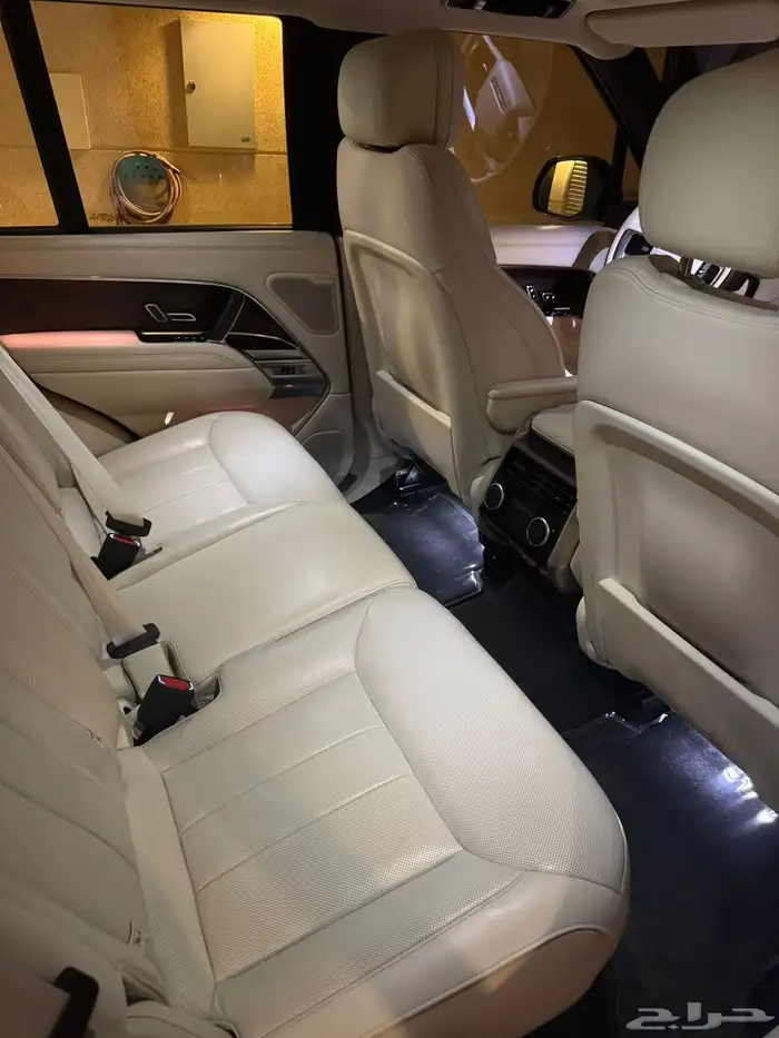 رنج روفر Vogue 2022 18