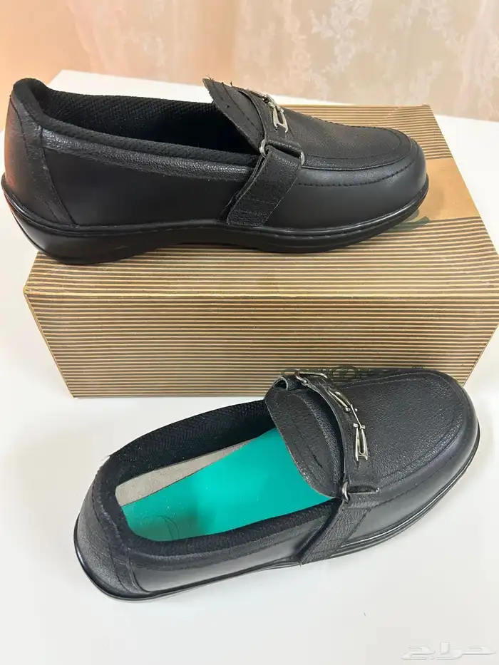 جزم طبية لم تستعمل 1