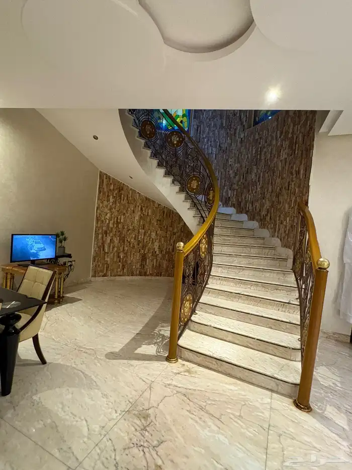 للبيع فلة بناء شخصي الرياض حي الصحافة 6.500.000 4