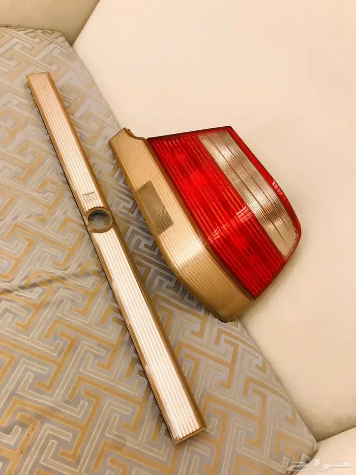 اسطب خلفي مع المسطره مرسيدس شبح 0