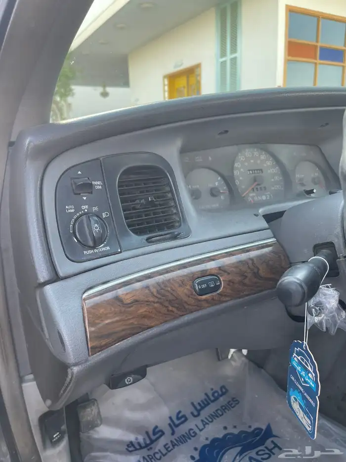 فورد ماركيز 1999 ماشي قليل 6