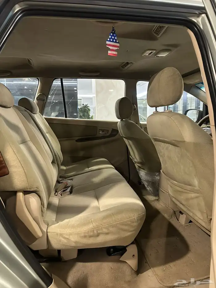 تويوتا انوفا 2007 15